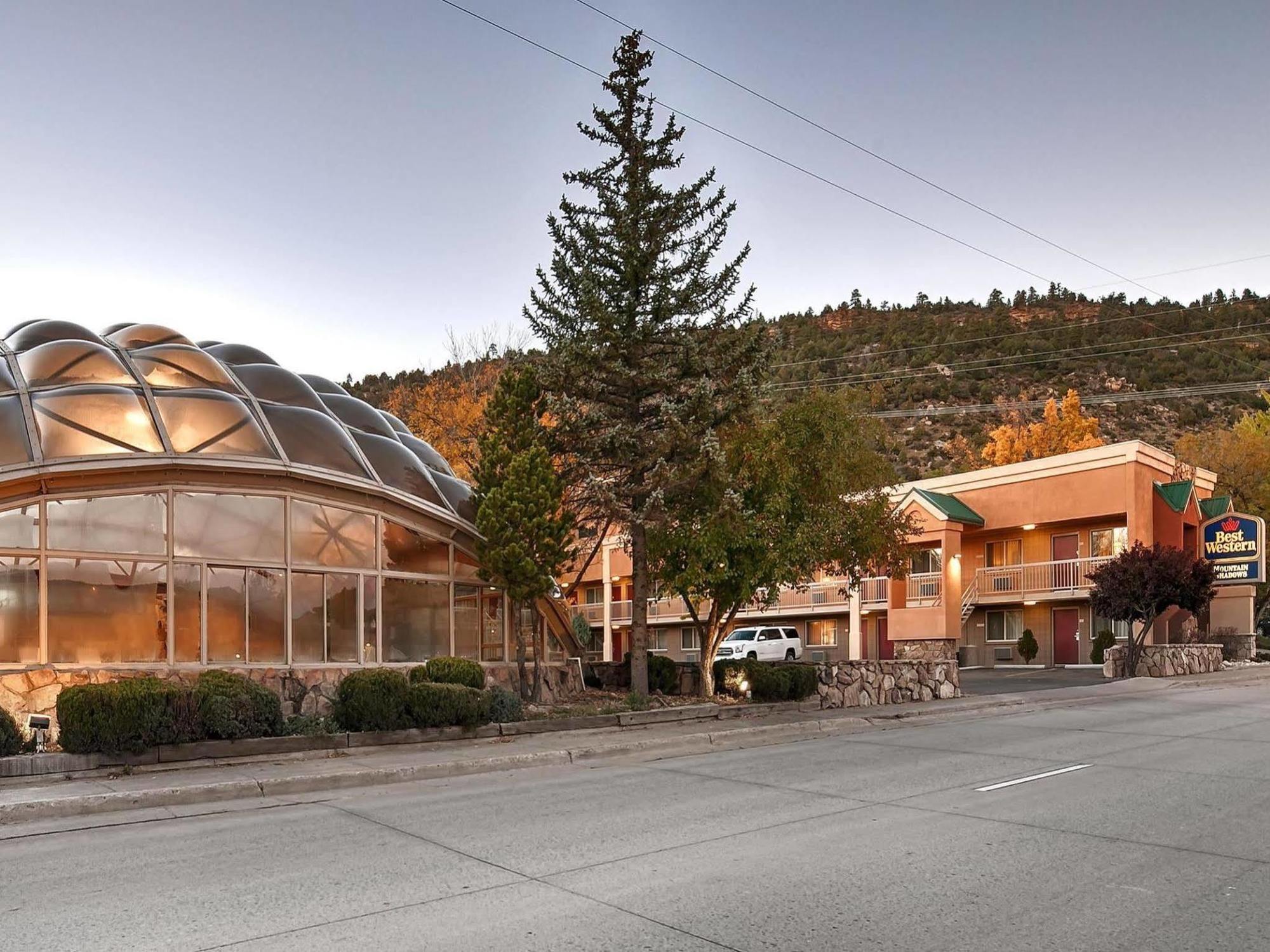 Baymont By Wyndham Durango Motel Exterior photo